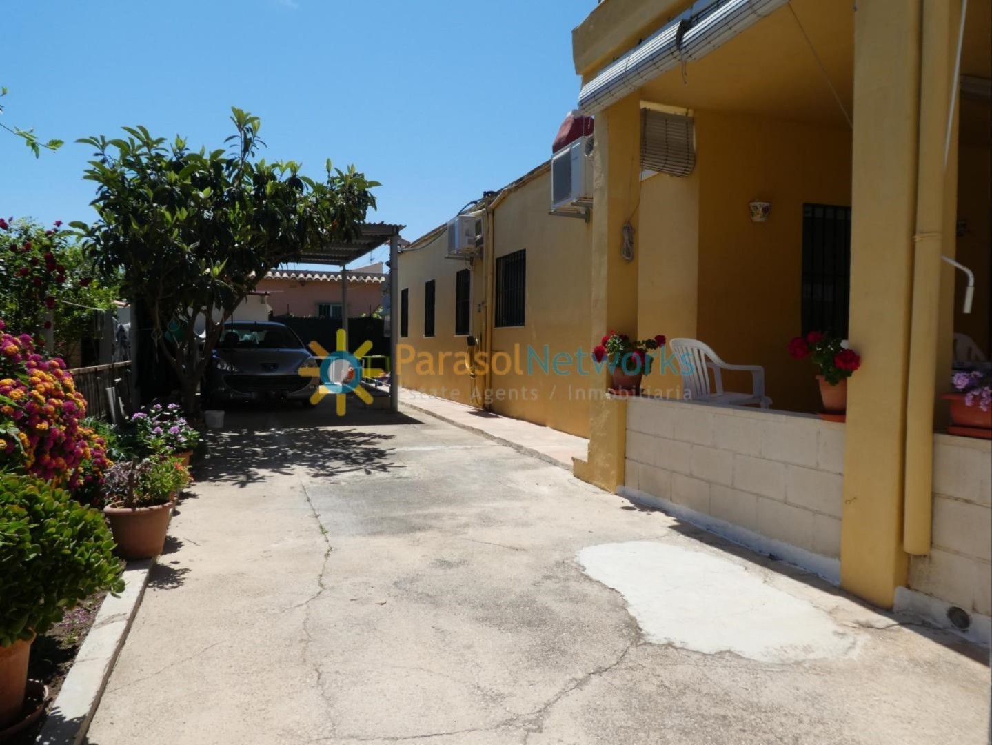 Semi-detached house for sale in Playa de Oliva- Ref:1995