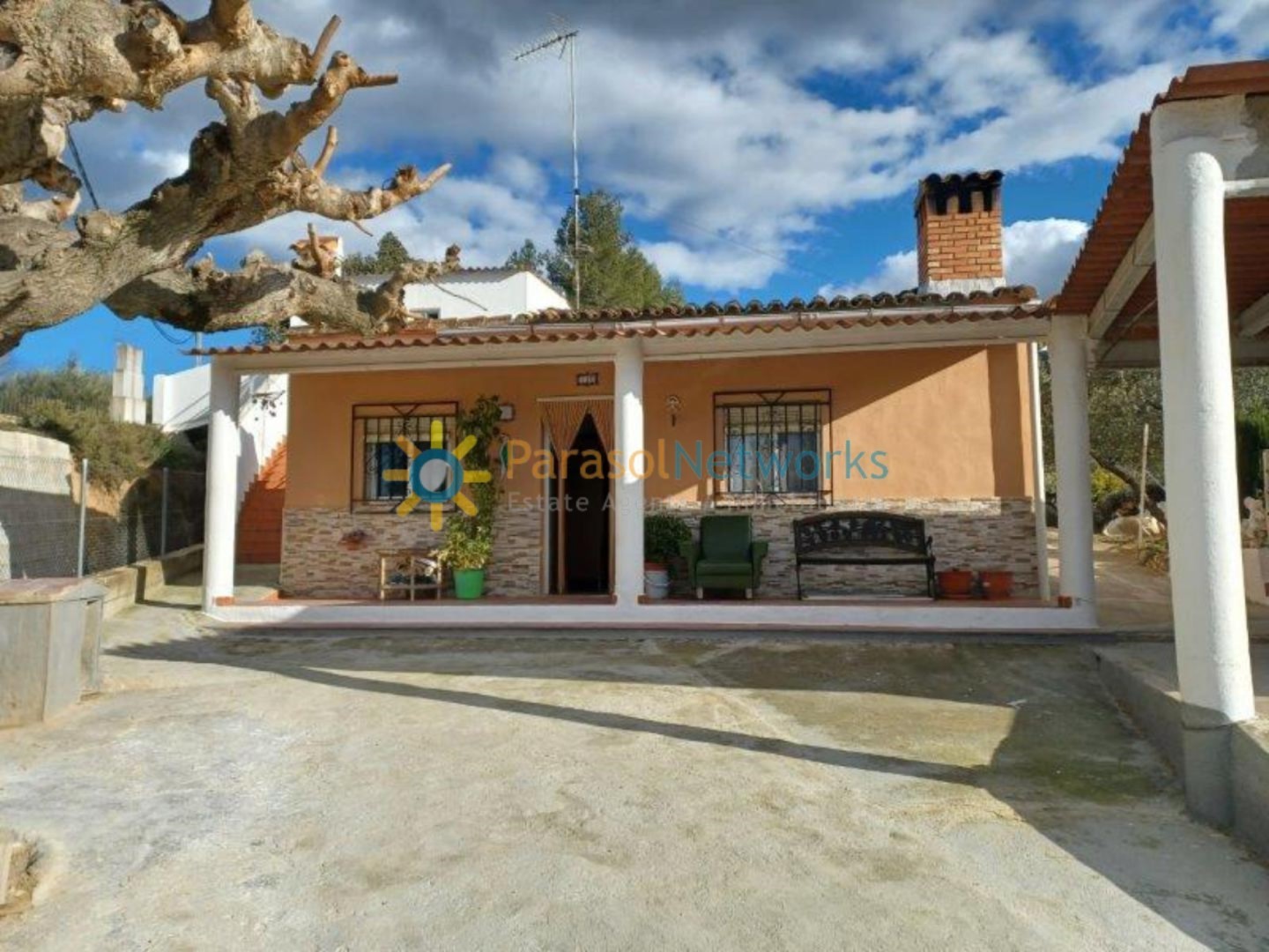 Villa for sale in Ontinyent- Ref:3363