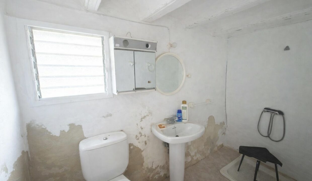 Baño antiguo con nuevas mejoras