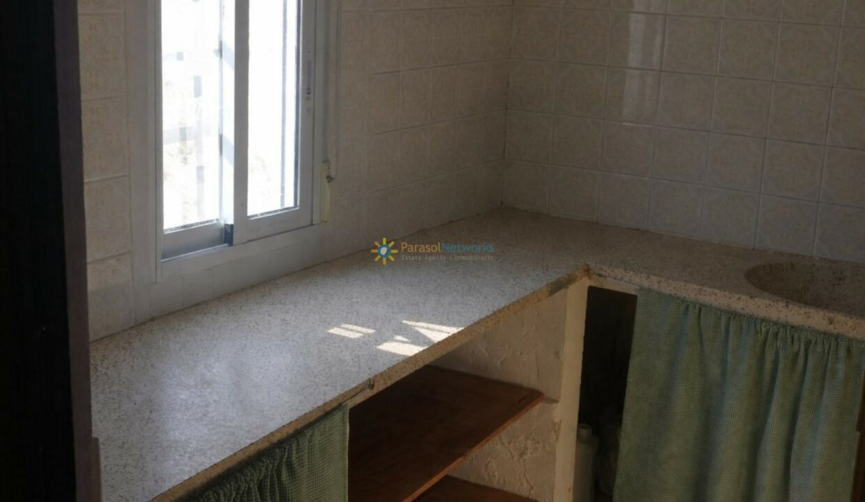 Cocina sencilla y ordenada