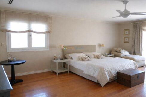 Habitación luminosa y acogedora(1)