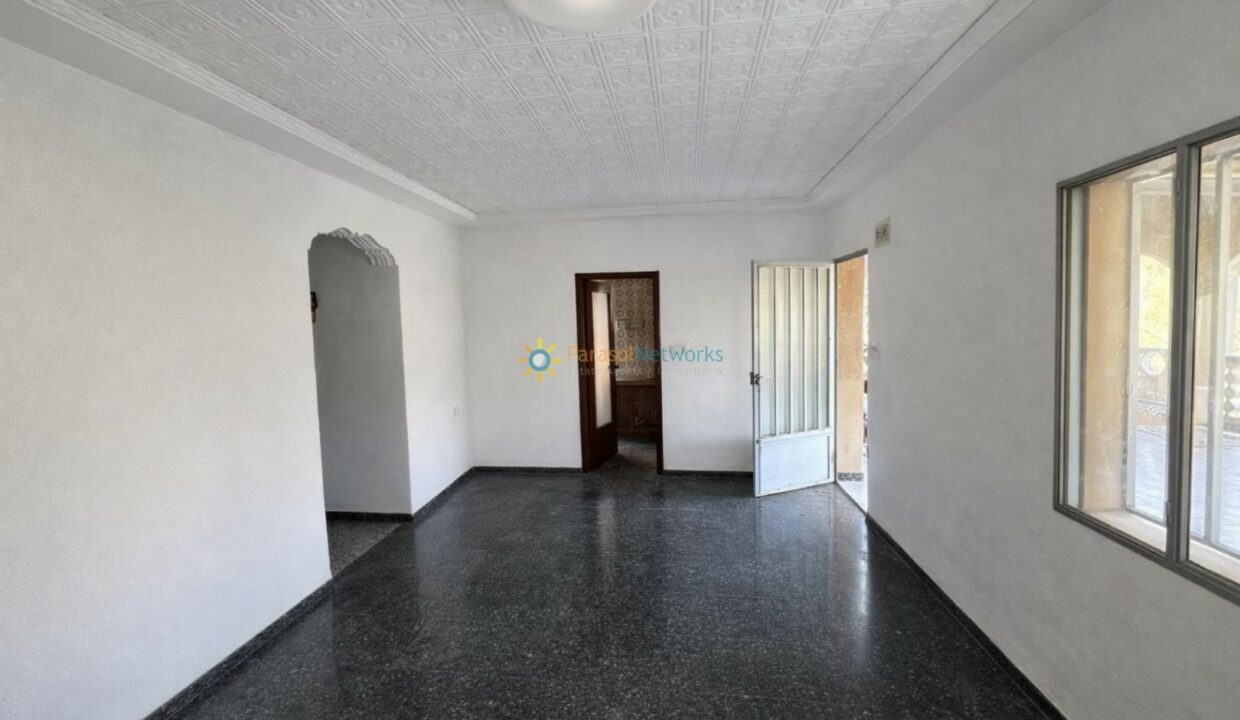 Habitación recién renovada y luminosa