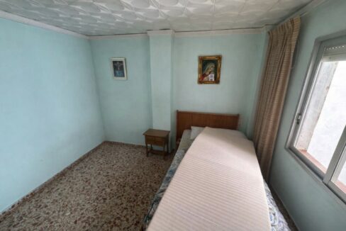 Habitación serena con detalles vintage