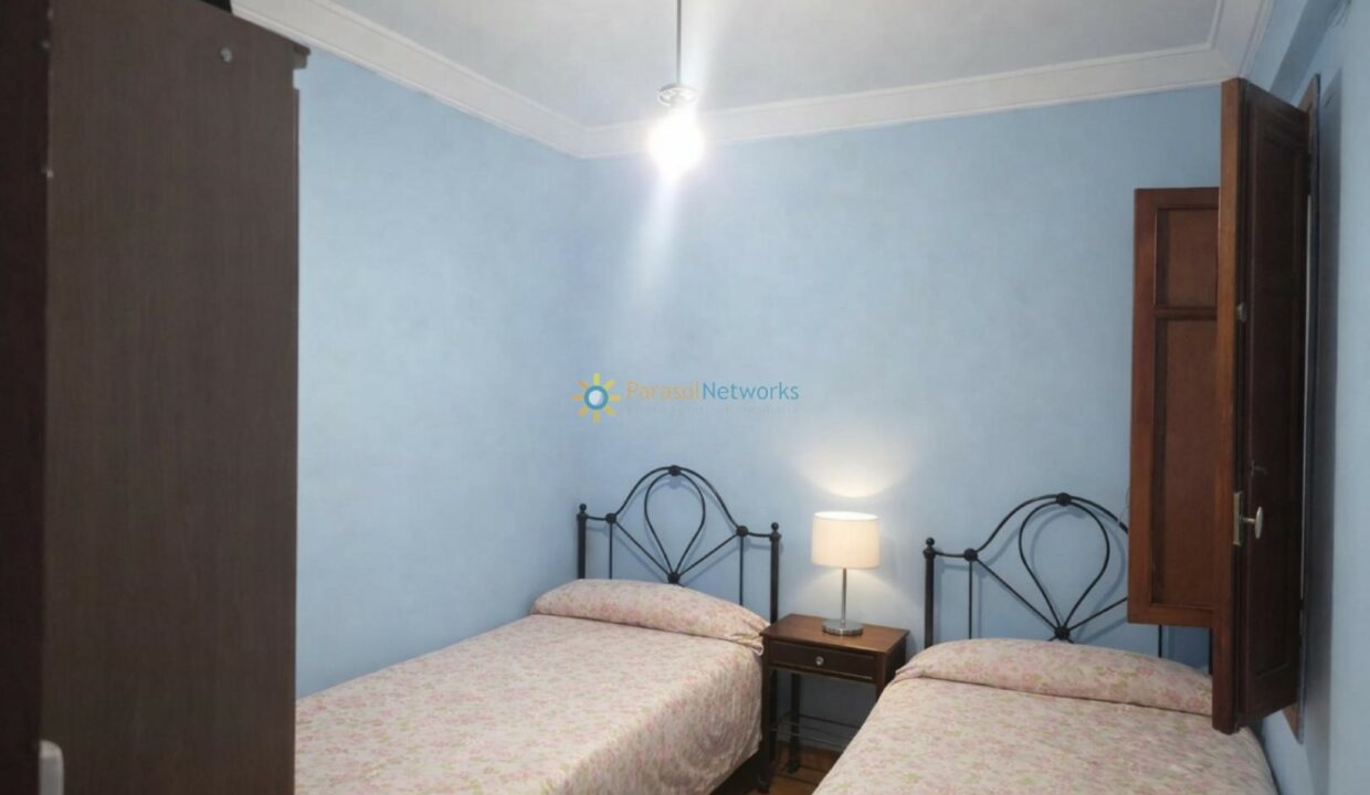 Habitación tranquila con camas gemelas