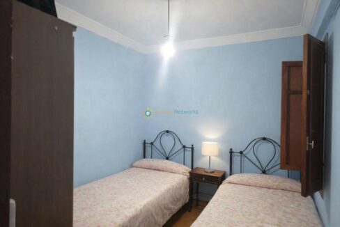 Habitación tranquila con camas gemelas