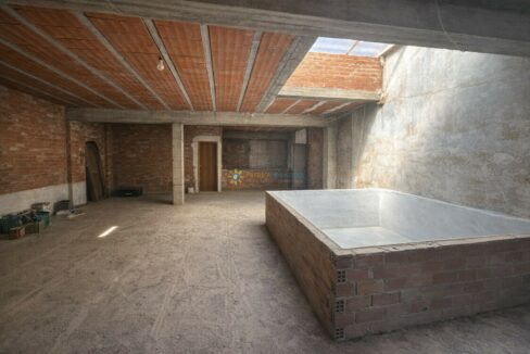 Loft en reforma con luz natural