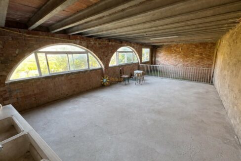 Loft luminoso con vistas verdes