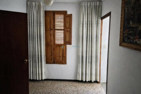 Luz natural en una habitación renovada