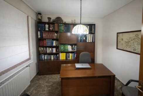 Oficina moderna y ordenada