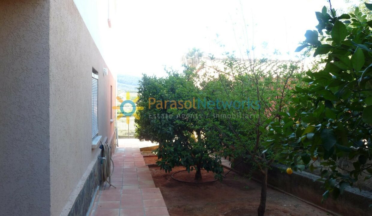 P1790668
