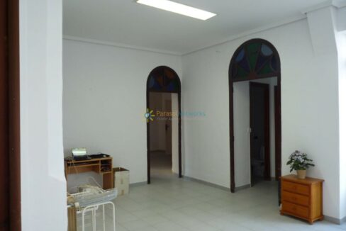 P1800217