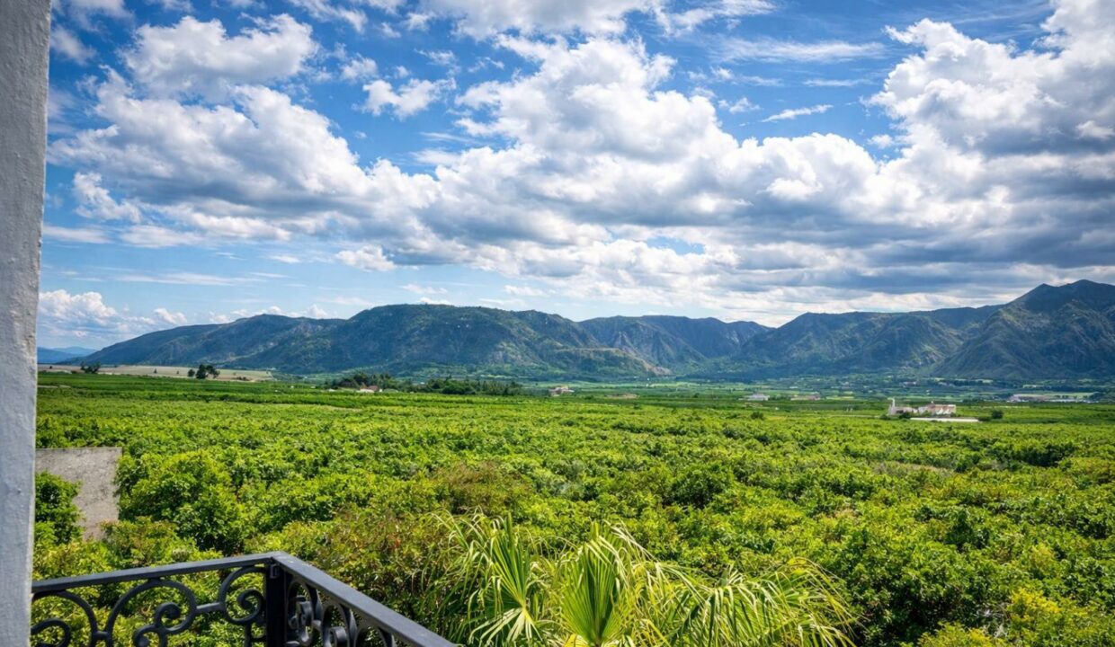 Paisaje rural desde el balcón