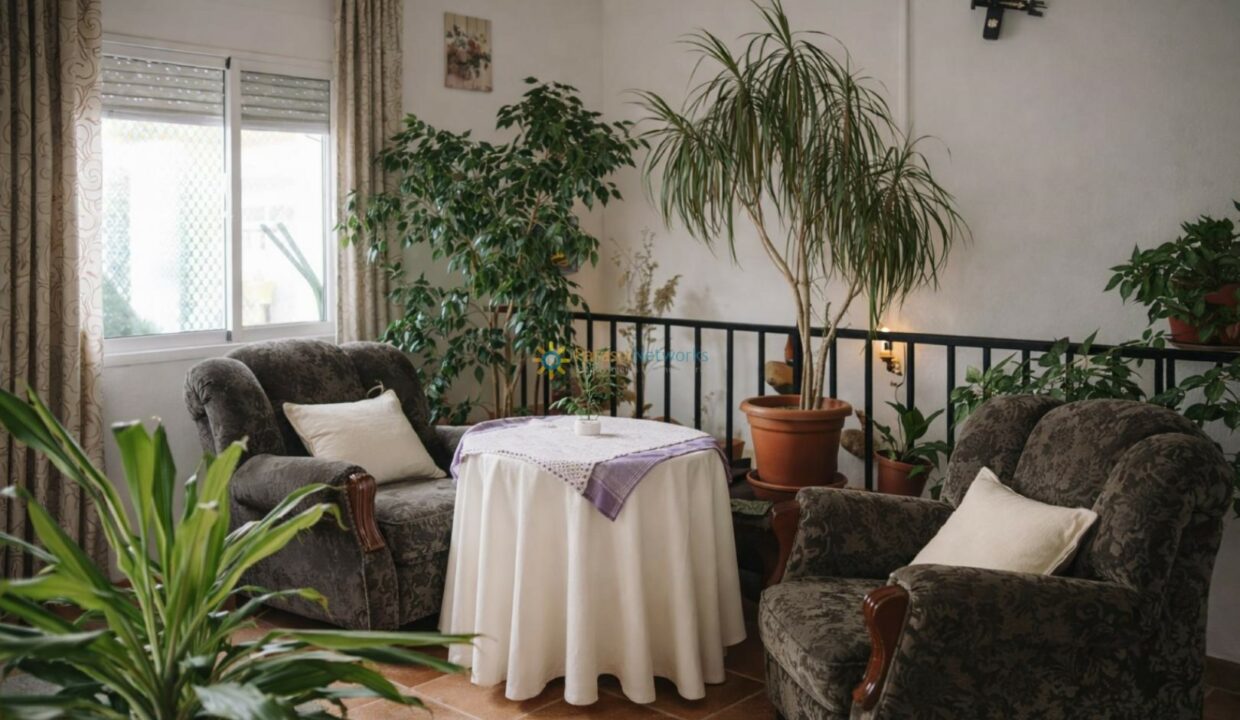 Rincón acogedor con plantas y luz natural