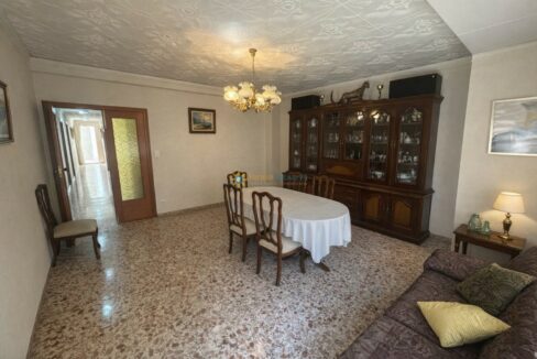 Salón tradicional de estilo europeo