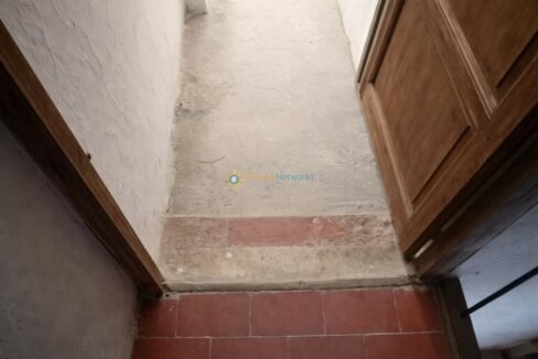 Umbral de um interior envejecido