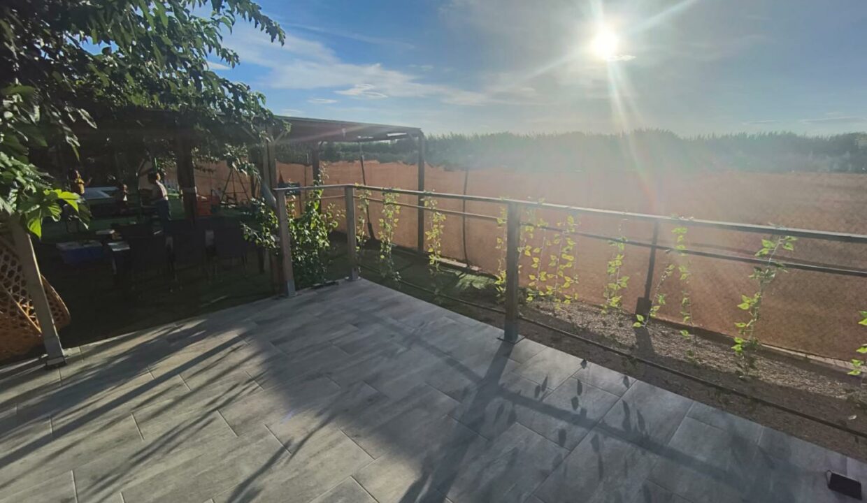 WhatsApp Image 2025-09-17 at 11.05.47 (2)