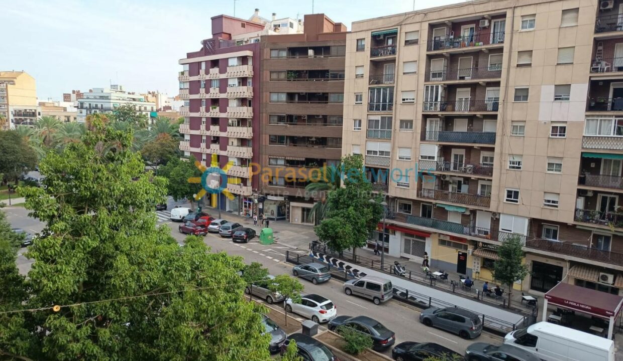 WhatsApp Image 2025-10-06 at 10.22.49 (1)