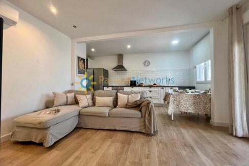 WhatsApp Image 2025-11-14 at 18.14.58 (1)