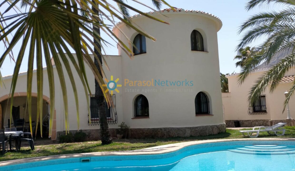 WhatsApp Image 2025-12-05 at 10.35.32