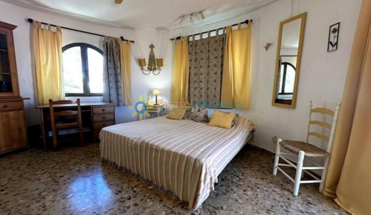 WhatsApp Image 2025-12-05 at 10.35.35