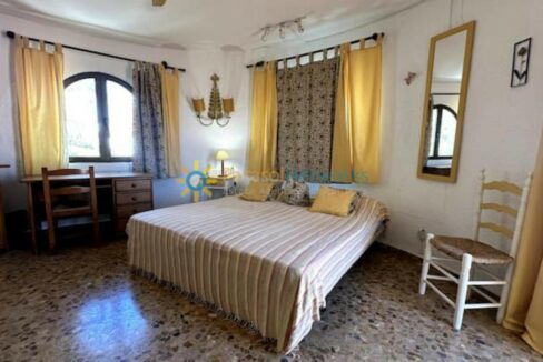 WhatsApp Image 2025-12-05 at 10.35.35