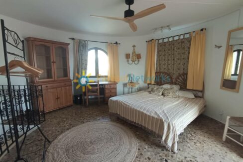 WhatsApp Image 2025-12-09 at 11.28.36