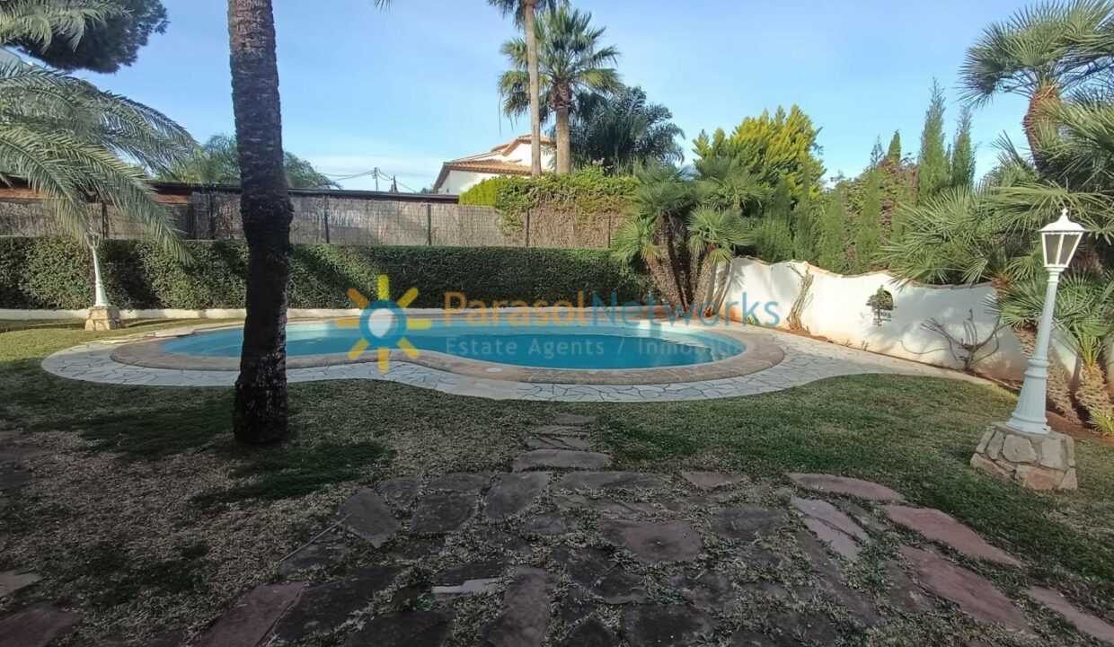 WhatsApp Image 2025-12-09 at 11.28.37 (2)