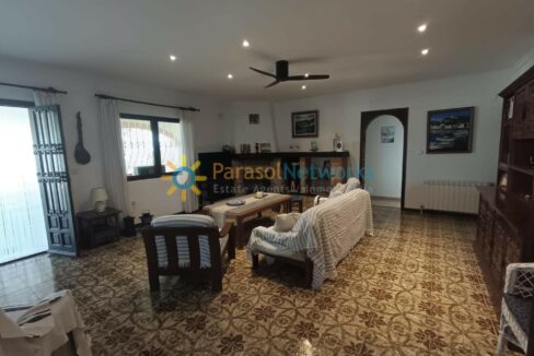 WhatsApp Image 2025-12-09 at 11.28.37