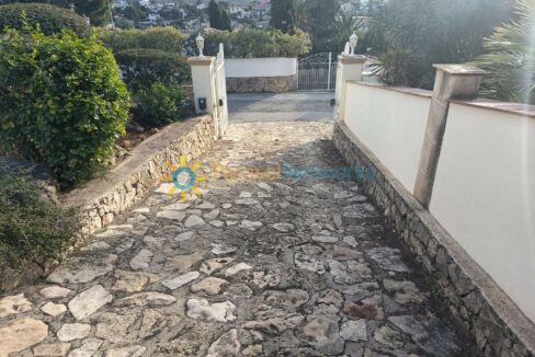 WhatsApp Image 2025-12-09 at 11.28.40 (2)