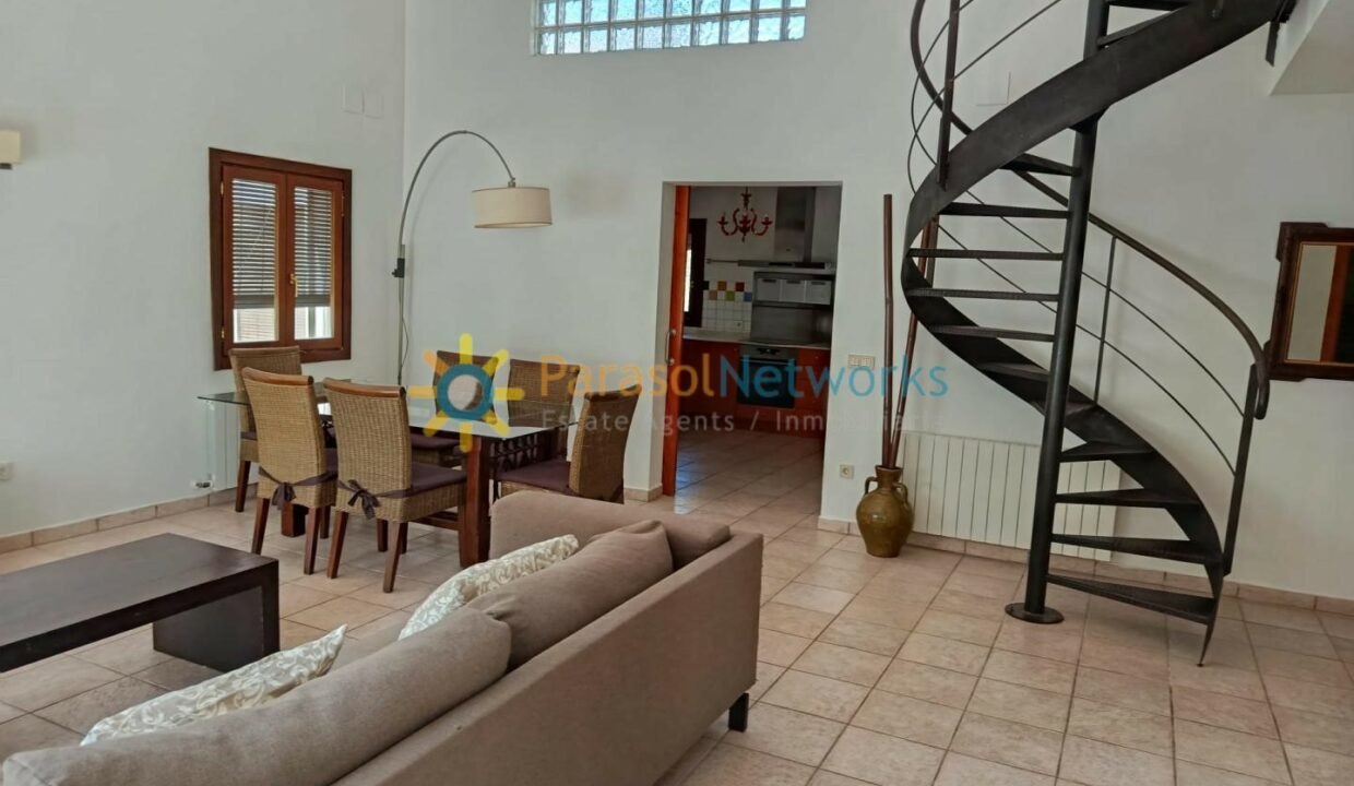 WhatsApp Image 2025-12-12 at 10.58.42 (1)