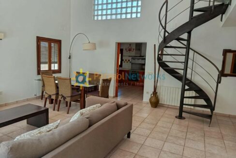 WhatsApp Image 2025-12-12 at 10.58.42 (1)