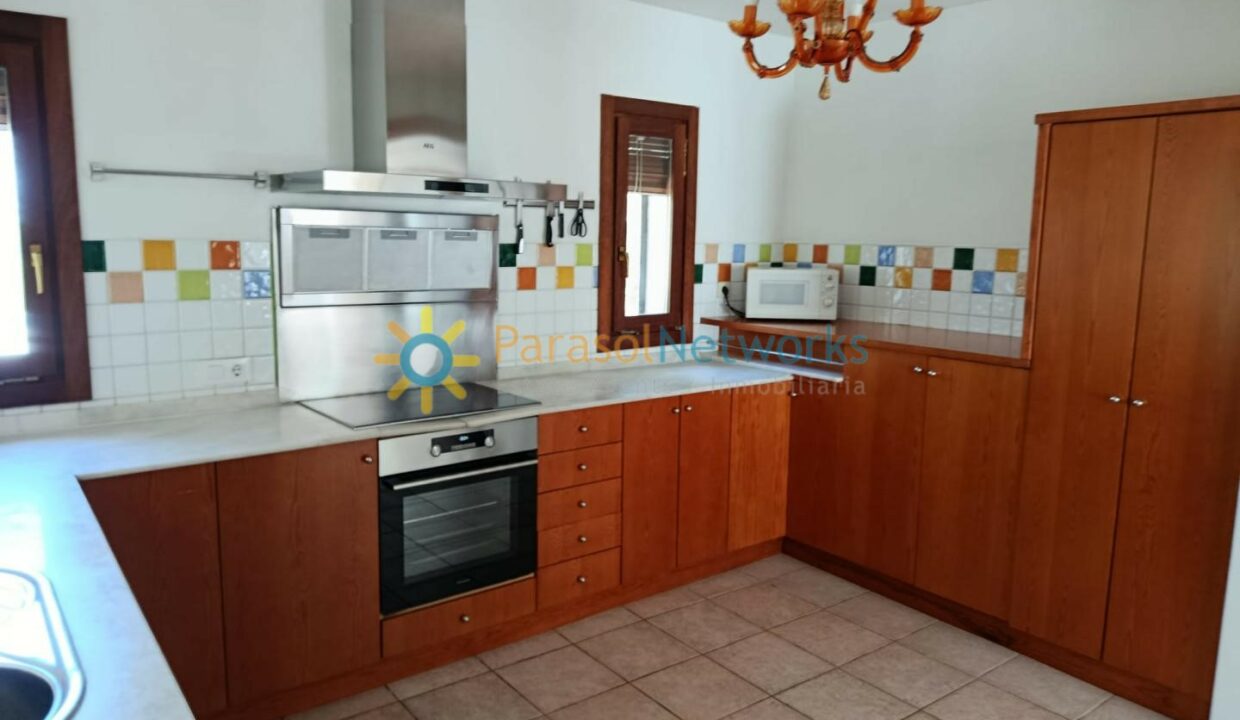 WhatsApp Image 2025-12-12 at 10.58.42 (2)