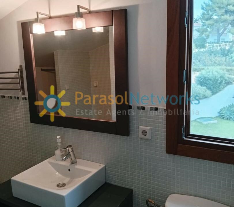 WhatsApp Image 2025-12-12 at 10.58.42 (3)