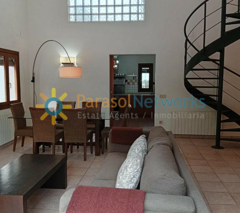 WhatsApp Image 2025-12-12 at 10.58.44 (1)